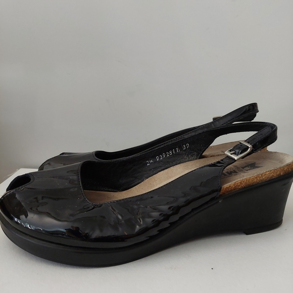 Mephisto Natasia Women's Black Patent Leather Peep-toe Slingback Wedges Size 39 - Picture 3 of 6